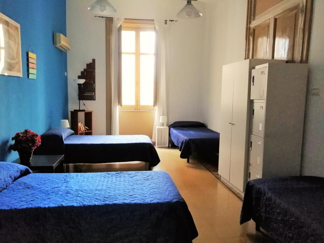 Jonathan Hostel & Guesthouse Palermo Ngoại thất bức ảnh